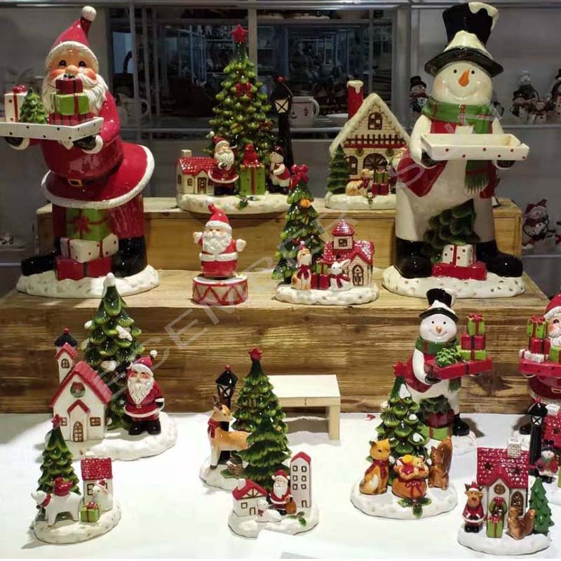 Amplia gama de piezas de decoración navideña de cerámica pintadas a mano